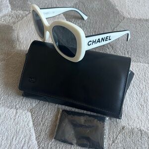 Chanel Acetate Sunglasses 71414A White